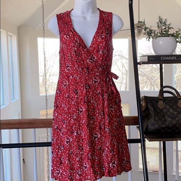 UNIVERSAL THREAD Red Floral Sleeveless Wrap Dress Size S - Picture 1 of 11